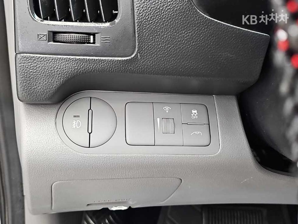 Hyundai Starex — miniaturë 15