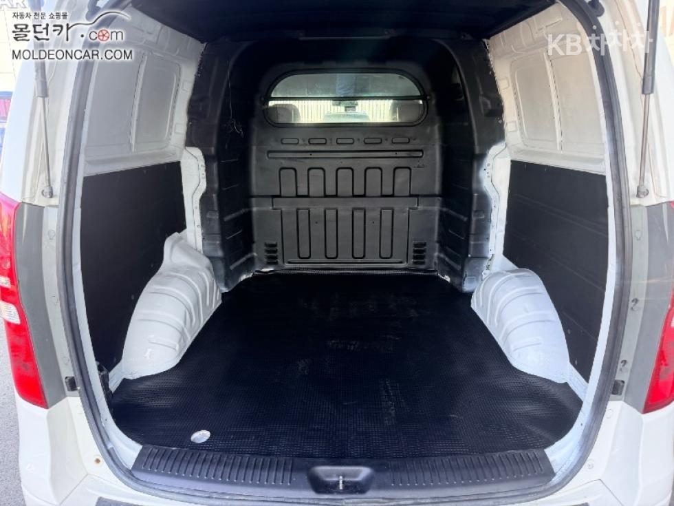Hyundai Starex — miniaturë 16