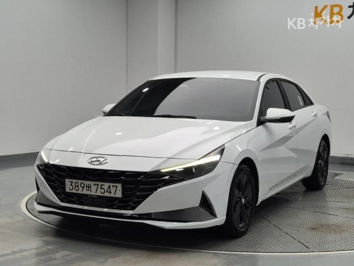 Hyundai Elantra HEV 모던 — foto 1