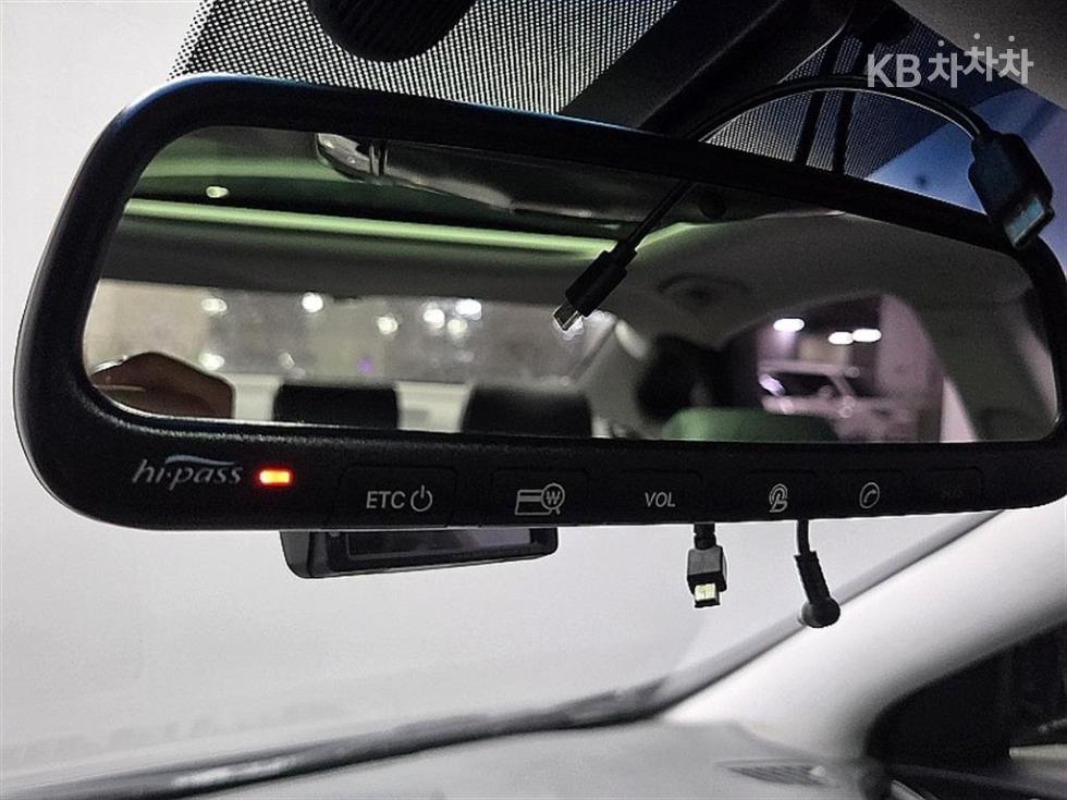 Hyundai Grandeur — miniaturë 13