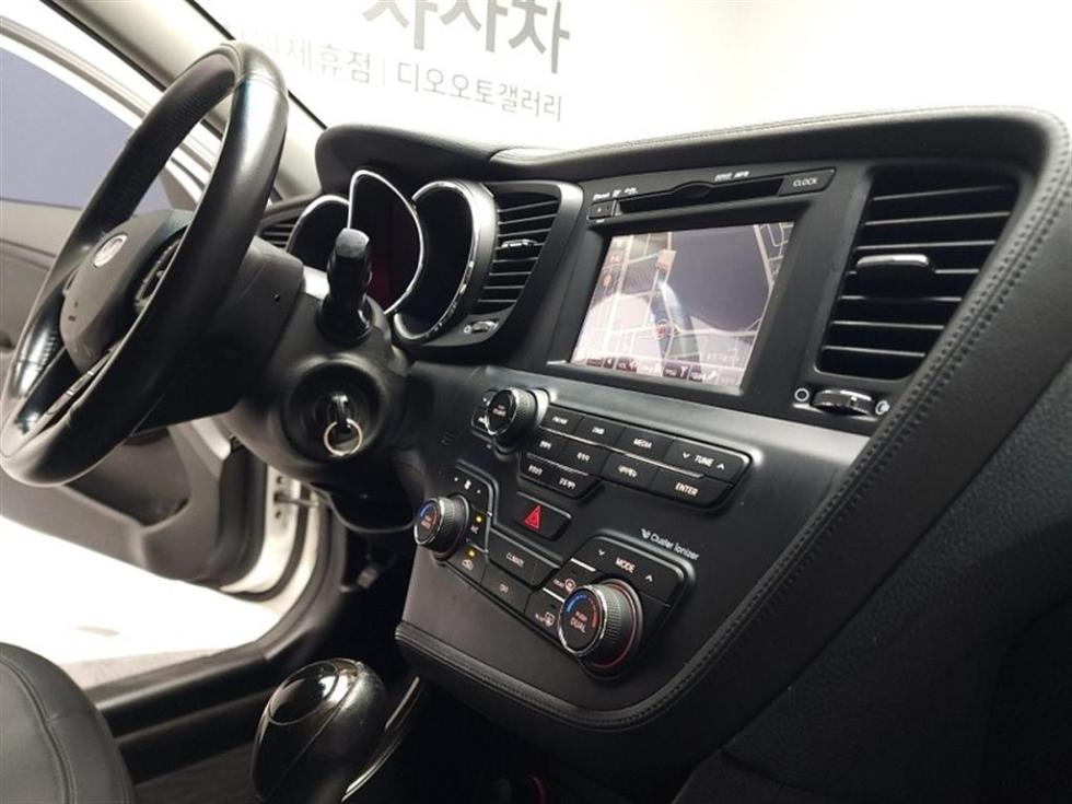 Kia K5 — miniaturë 15