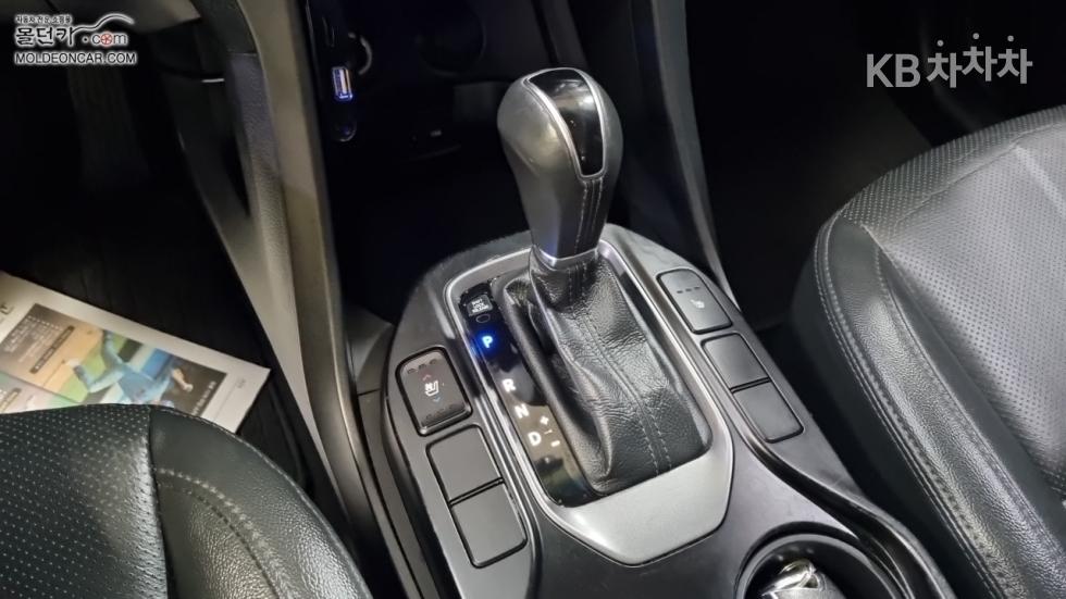 Hyundai Santa Fe — miniaturë 15