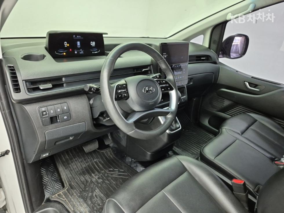 Hyundai Staria — miniaturë 5