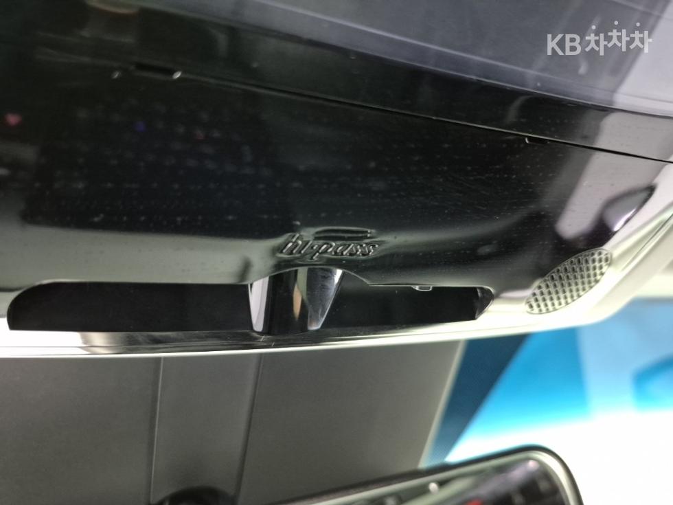 Hyundai Staria — miniaturë 19