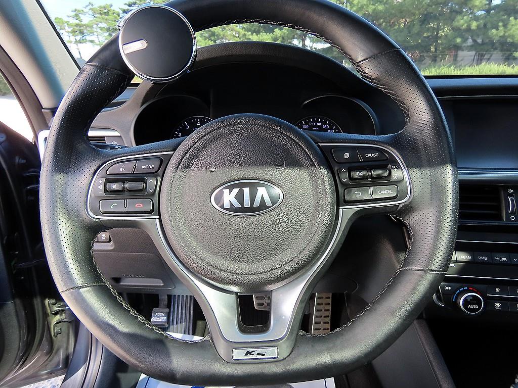 Kia K5 — miniaturë 8