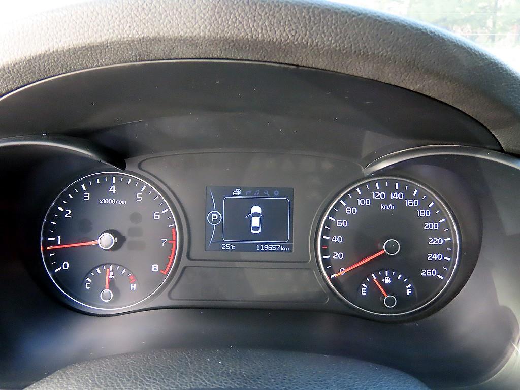Kia K5 — miniaturë 9