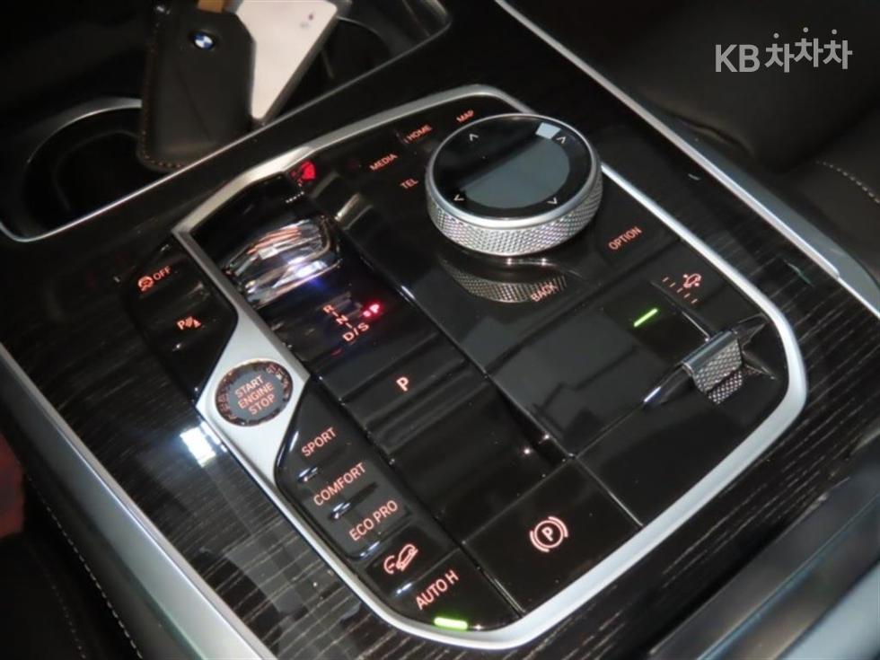 BMW X5 — miniaturë 6