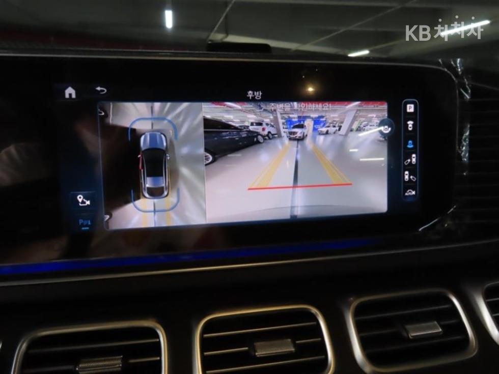 Mercedes-Benz GLE — miniaturë 9