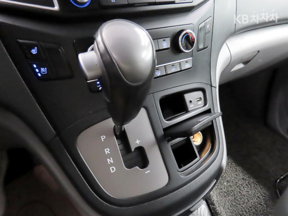 Hyundai Starex — miniaturë 13