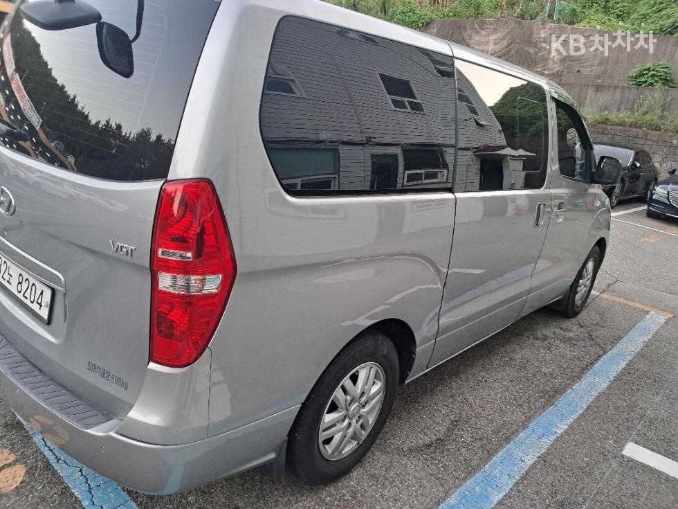 Hyundai Starex — miniaturë 4