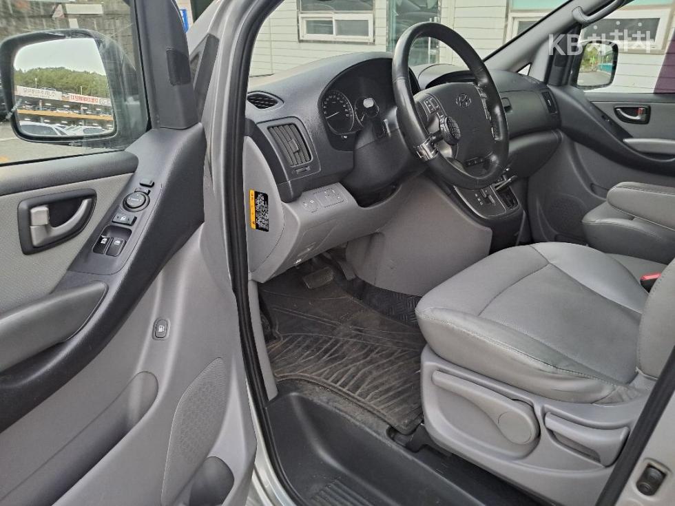 Hyundai Starex — miniaturë 7