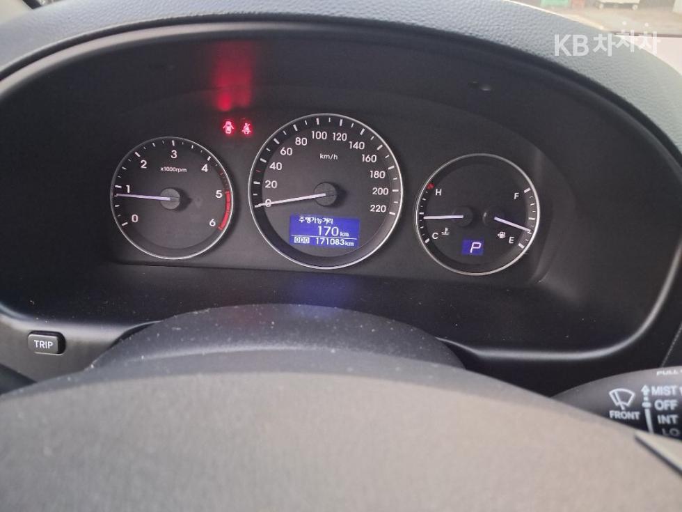 Hyundai Starex — miniaturë 5