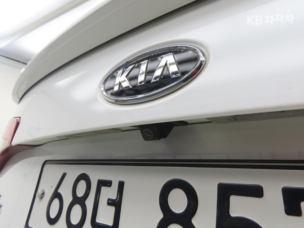 Kia K5 — miniaturë 15
