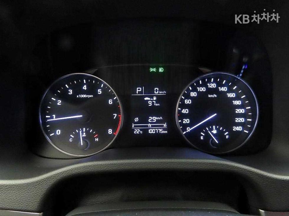 Hyundai Avante — miniaturë 6