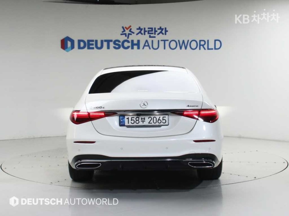 Mercedes-Benz S-klasse — miniaturë 4