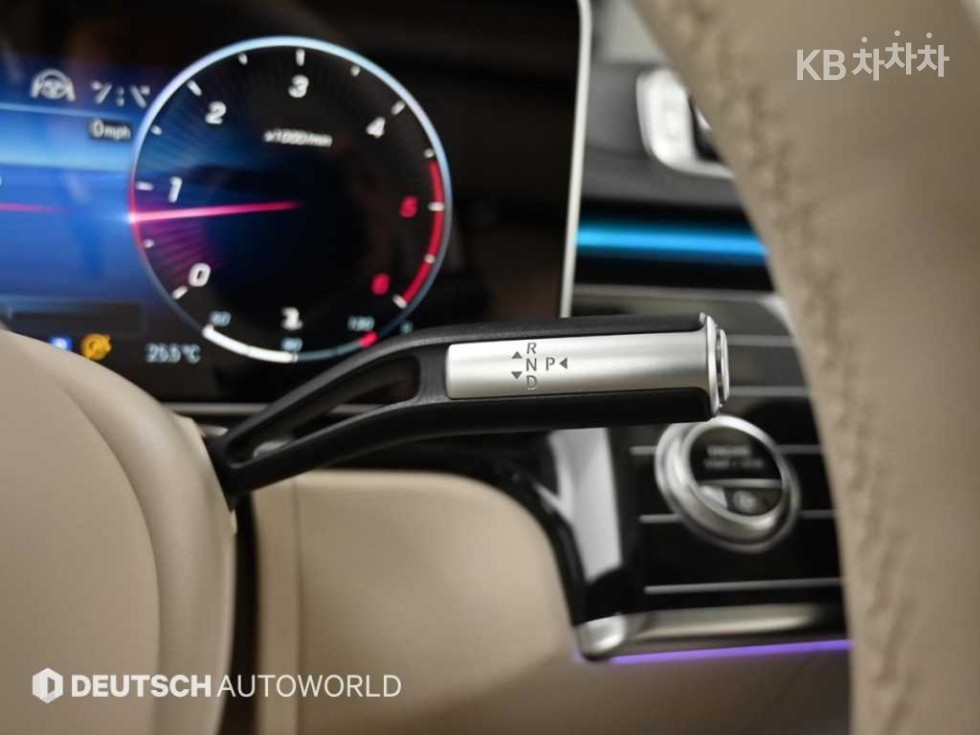 Mercedes-Benz S-klasse — miniaturë 10