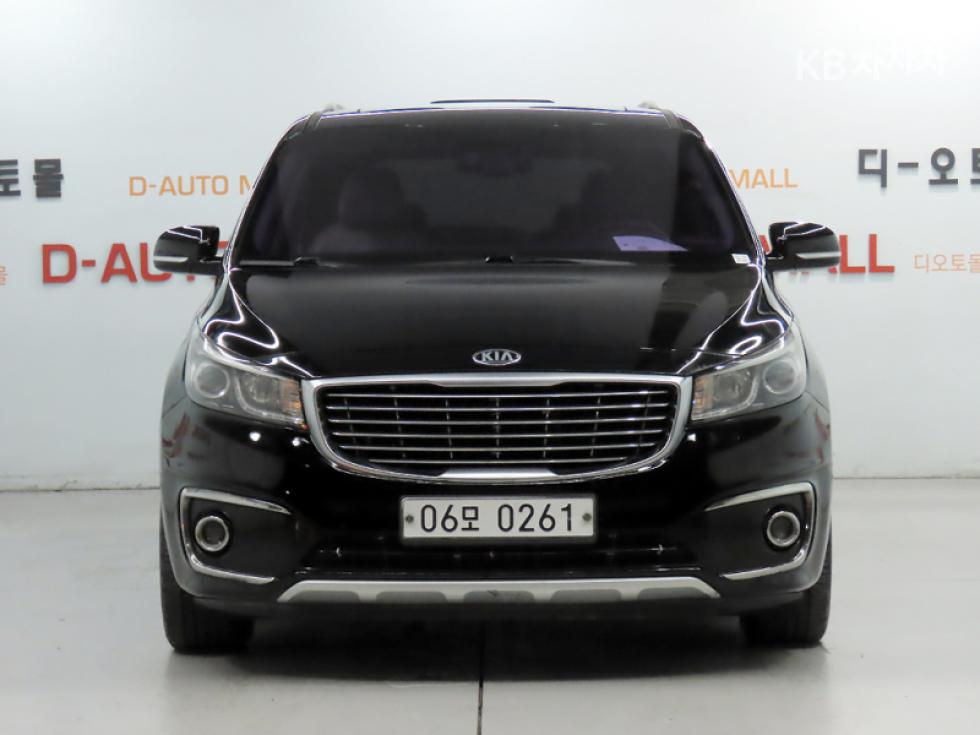Kia Carnival — miniaturë 2