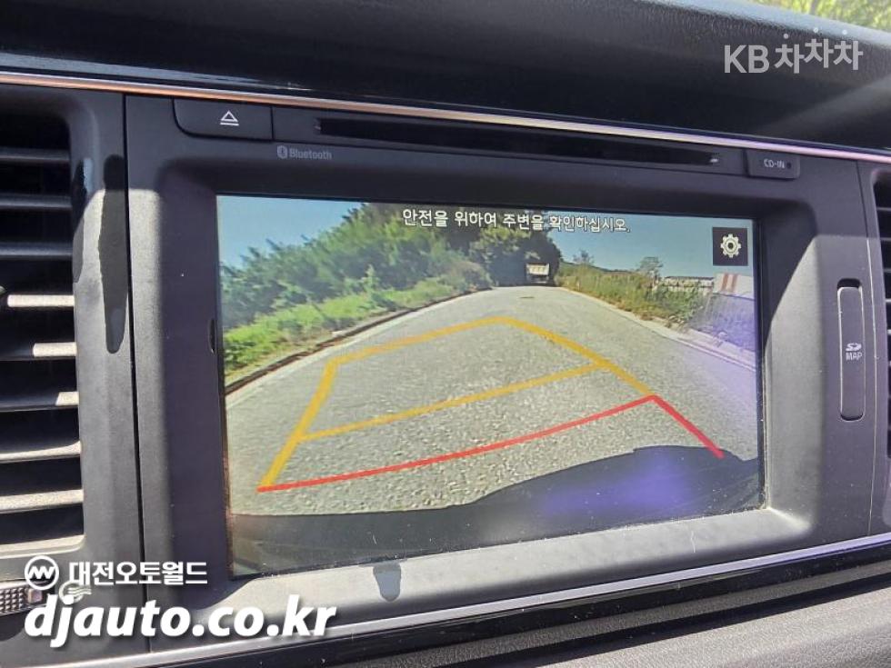 Kia Carnival — miniaturë 19