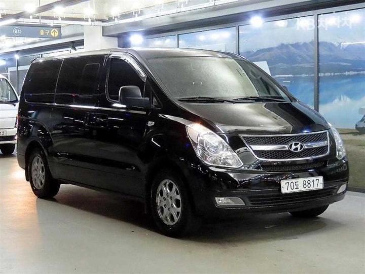 Hyundai Starex 11인승 왜건 CVX 프리미엄 — foto 1