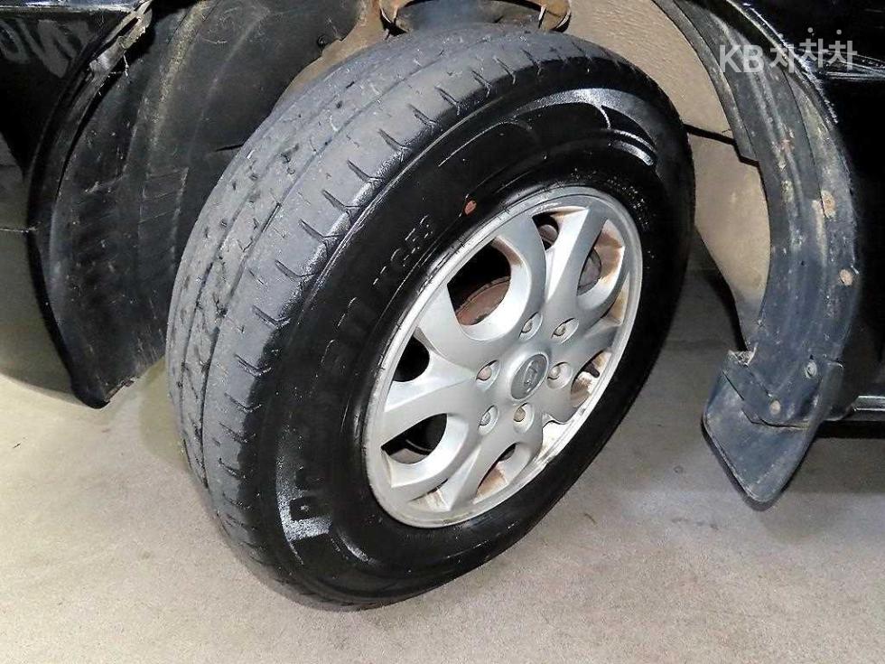 Hyundai Starex — miniaturë 16