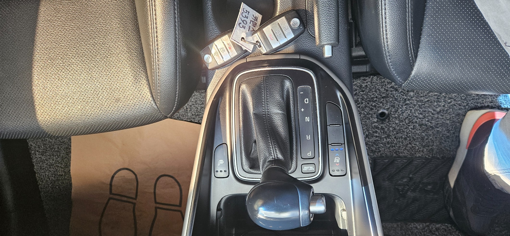 Kia Carens — miniaturë 12