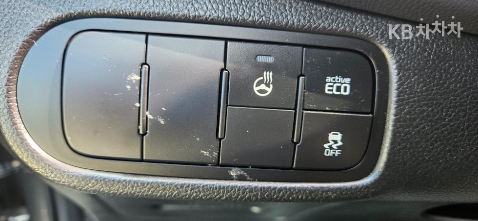 Kia Carens — miniaturë 13