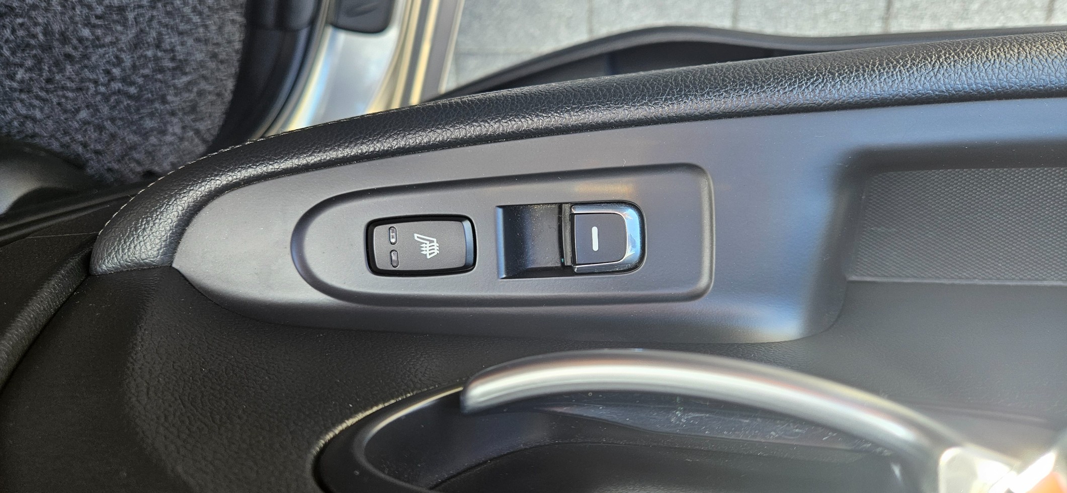 Kia Carens — miniaturë 16