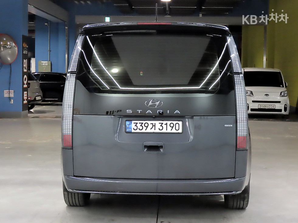 Hyundai Staria — miniaturë 3