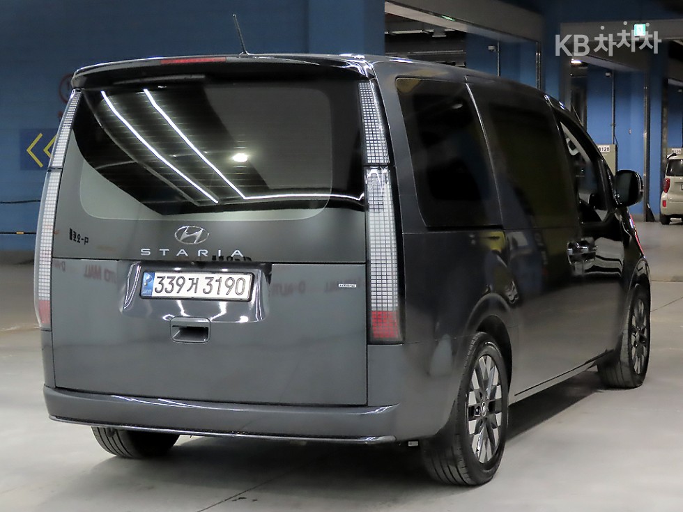 Hyundai Staria — miniaturë 4