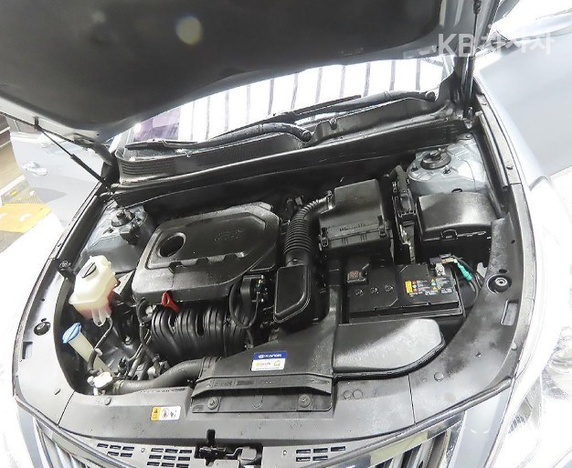 Hyundai Grandeur — miniaturë 16