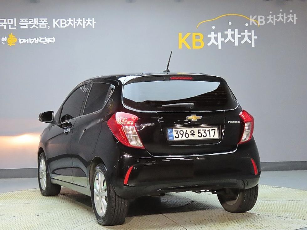 GM Korea Chevrolet Spark BASE MODEL — фото 4