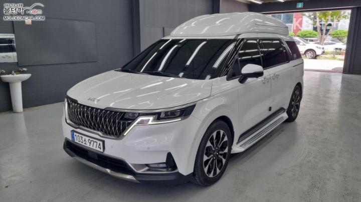 Kia Carnival 하이리무진 D2.2 9인승 시그니처 — foto 1