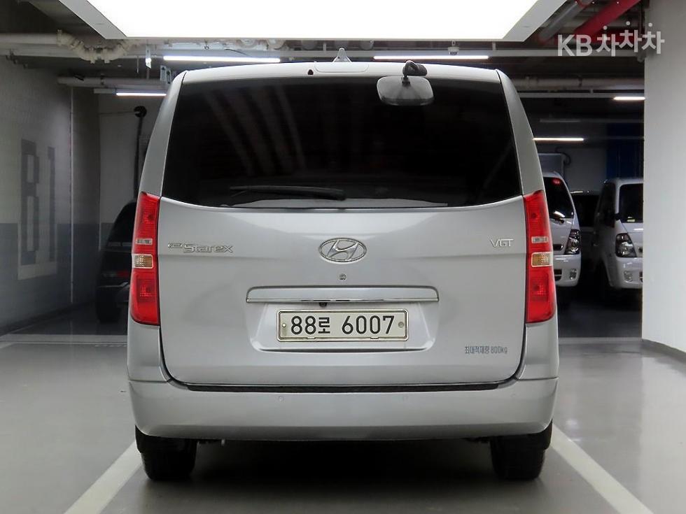 Hyundai Starex — miniaturë 3
