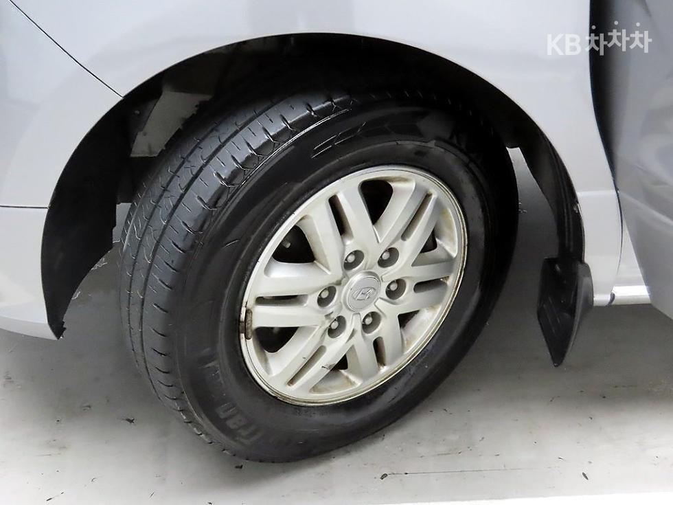 Hyundai Starex — miniaturë 19