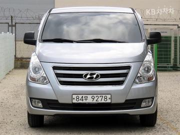 Hyundai Starex 5인승 밴 모던 — foto 1