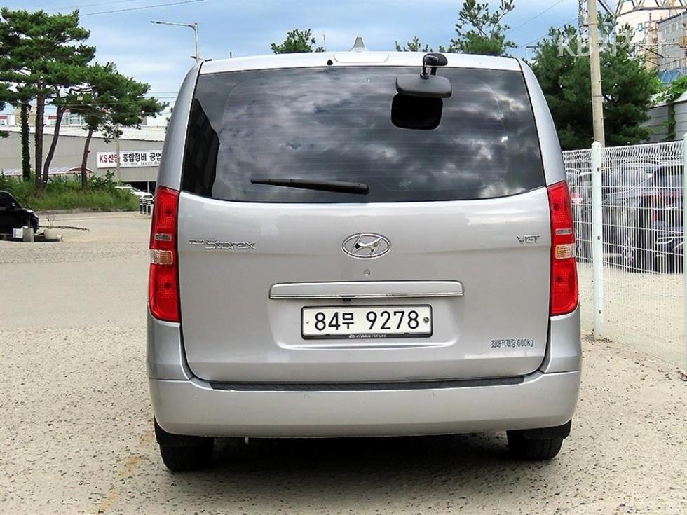 Hyundai Starex — miniaturë 4