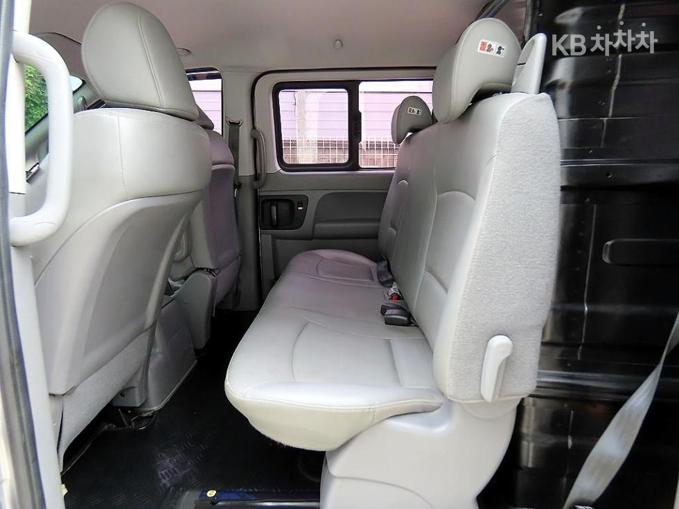 Hyundai Starex — miniaturë 6