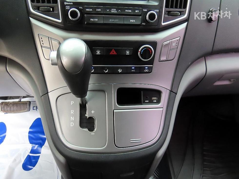 Hyundai Starex — miniaturë 10