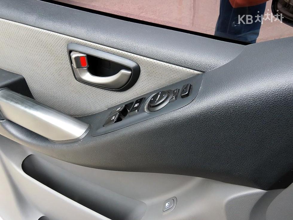 Hyundai Starex — miniaturë 11