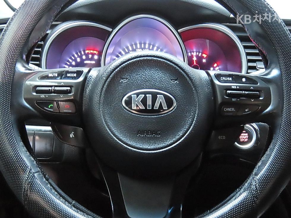 Kia K5 — miniaturë 18