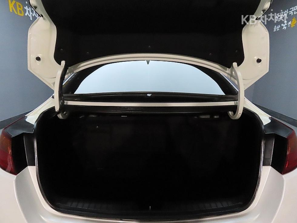 Kia K5 — miniaturë 19