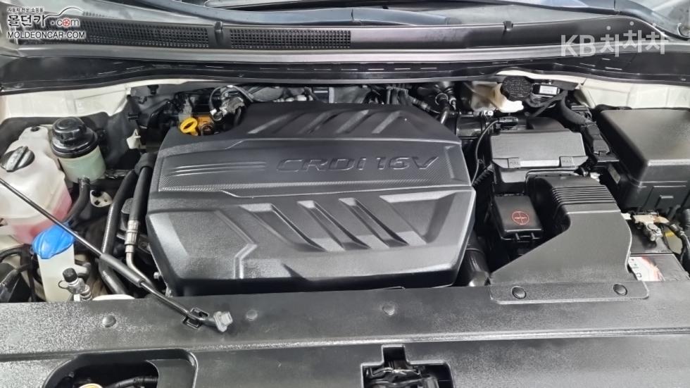 Kia Carnival — miniaturë 8