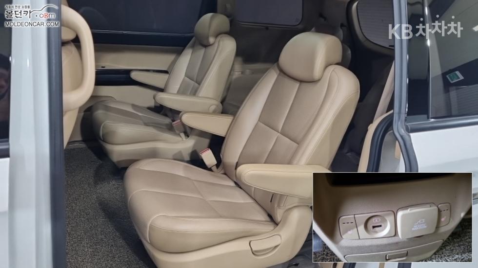 Kia Carnival — miniaturë 10