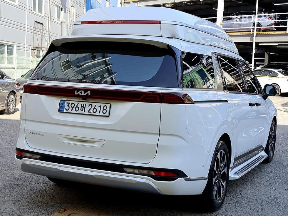 Kia Carnival — miniaturë 4