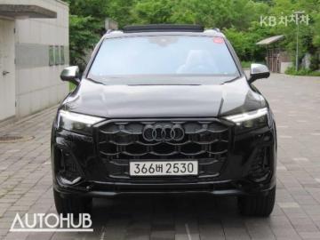 Audi SQ7 4.0 TFSI Quattro 기본형 — foto 1