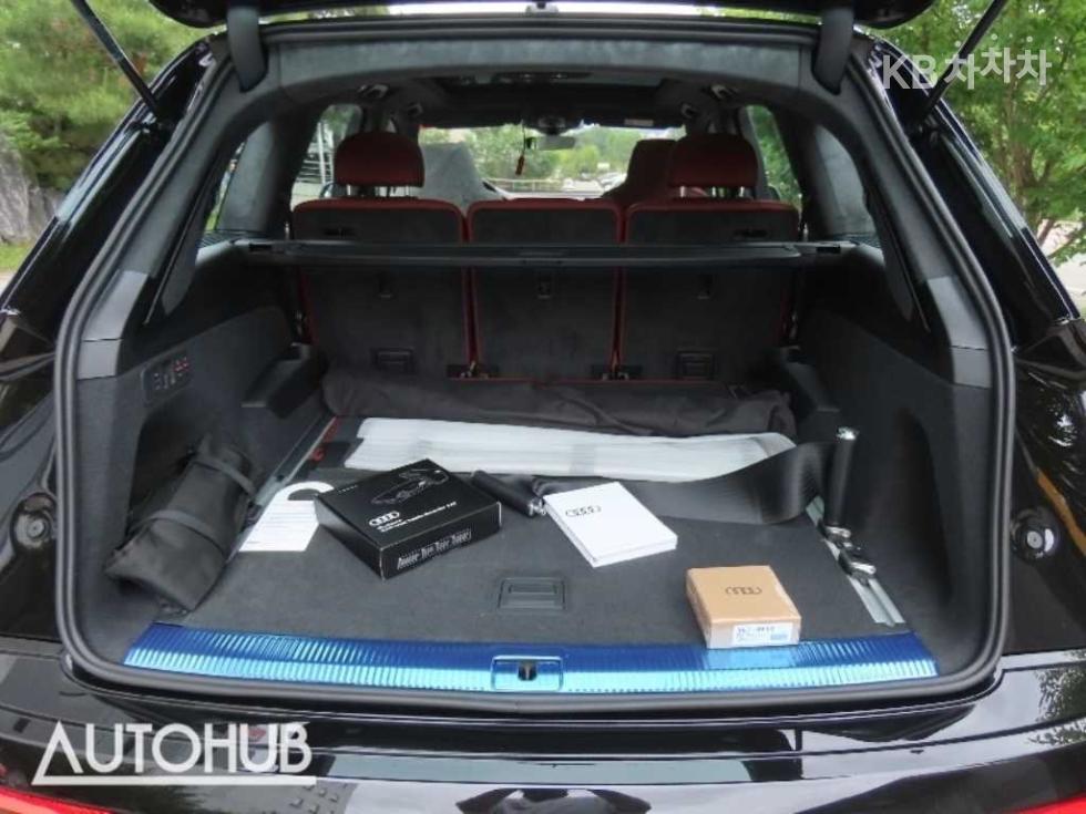 Audi SQ7 — miniaturë 19