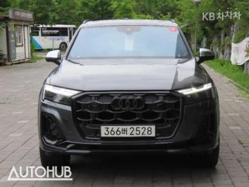 Audi SQ7 4.0 TFSI Quattro 기본형 — foto 1
