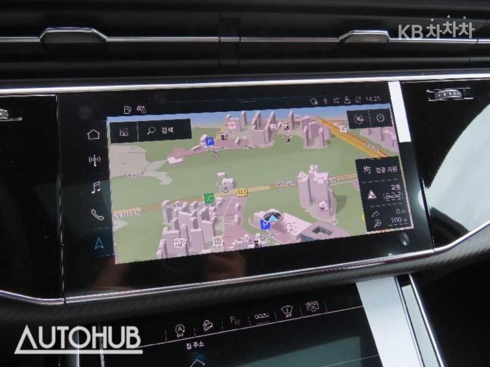 Audi SQ7 — miniaturë 9