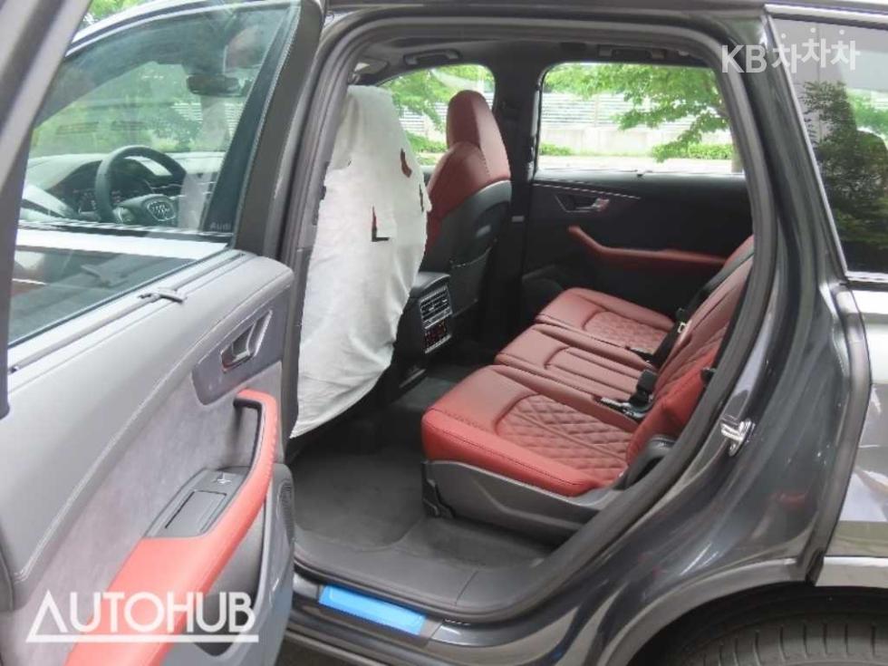 Audi SQ7 — miniaturë 15