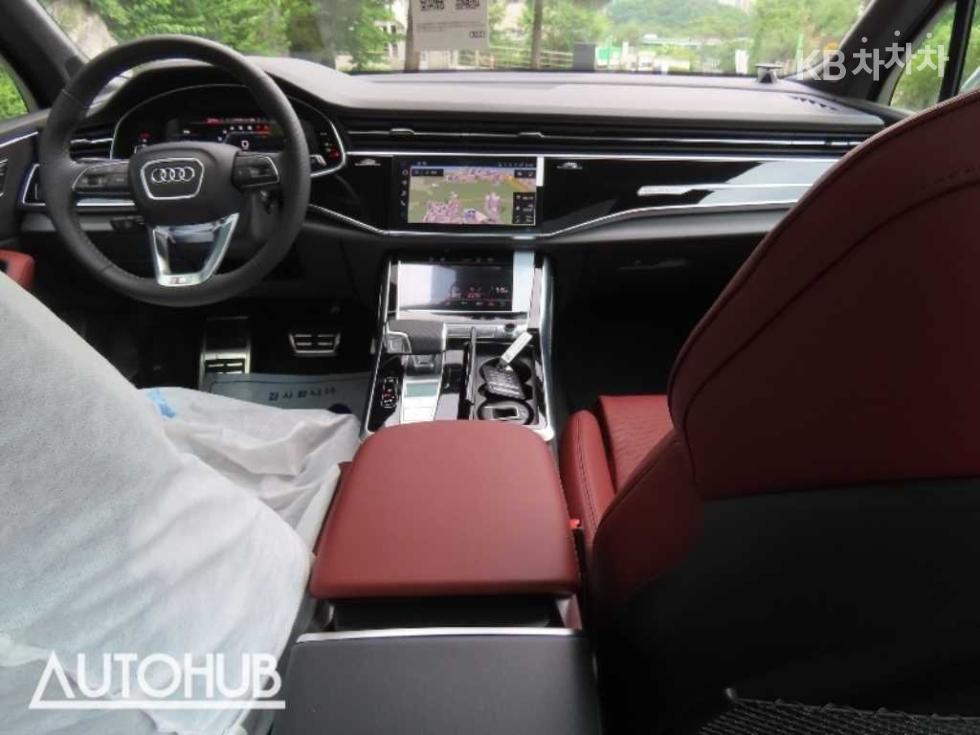 Audi SQ7 — miniaturë 16